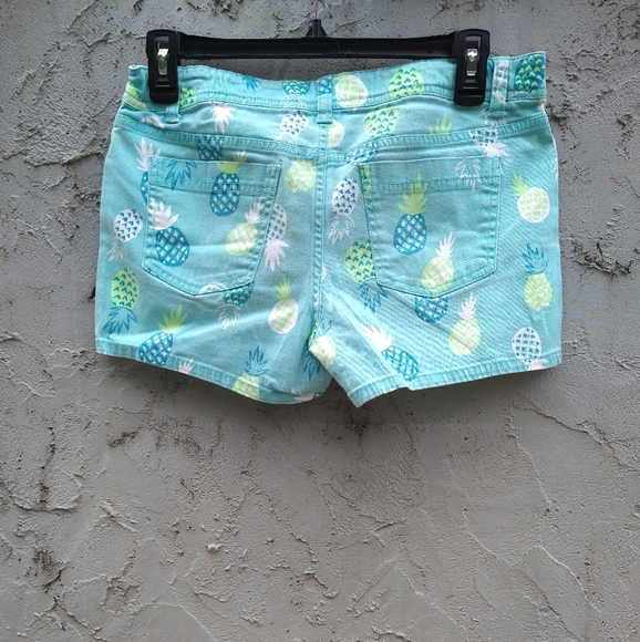 TOTAL GIRL SHORTS.  SZ 14 1/2 PLUS - Picture 4 of 5